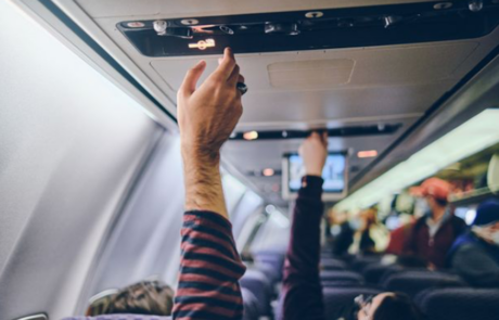 When Is It OK To Press The Flight Attendant Call Button? You’ve Been Doing It All Wrong 😱